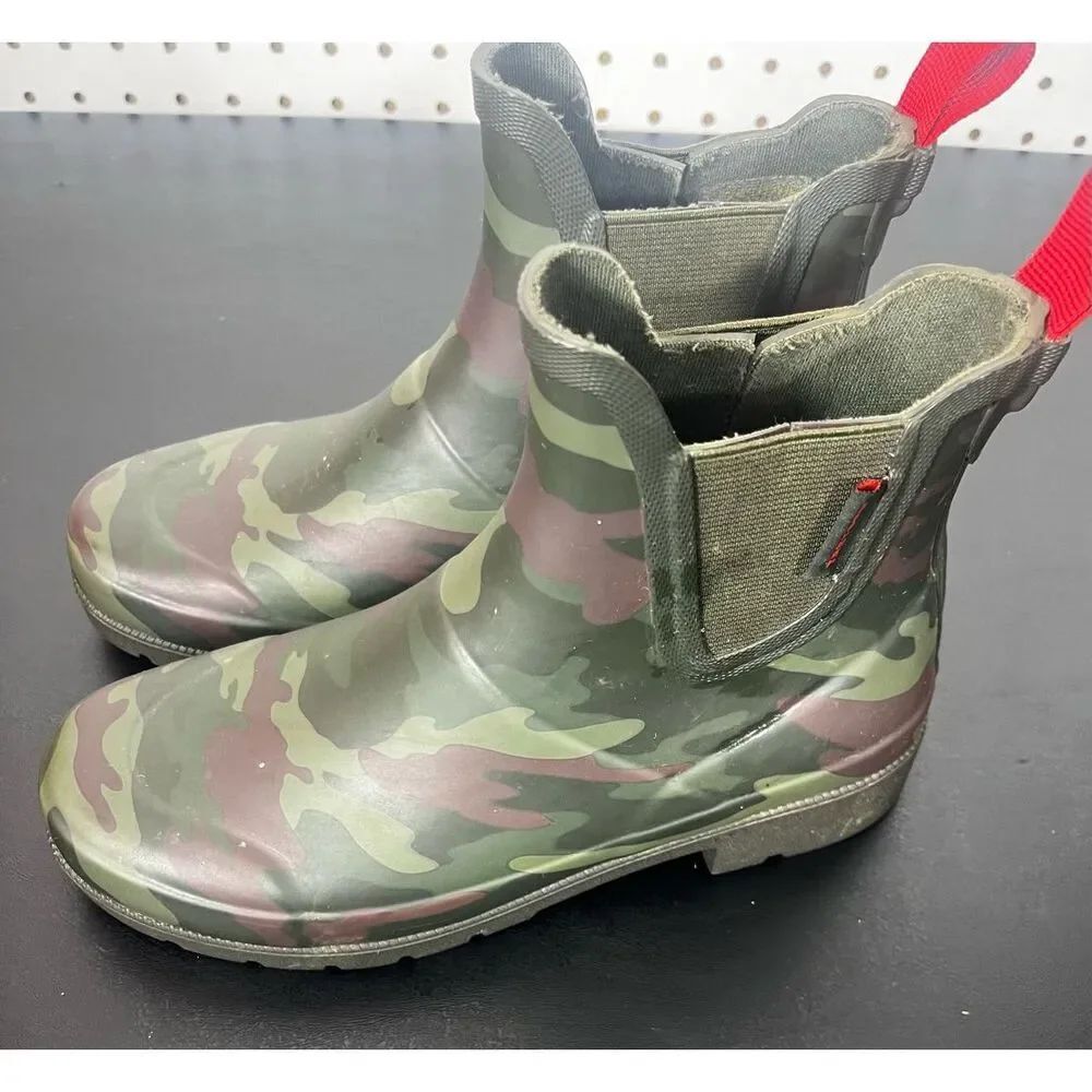 Tretorn camouflage rain boots